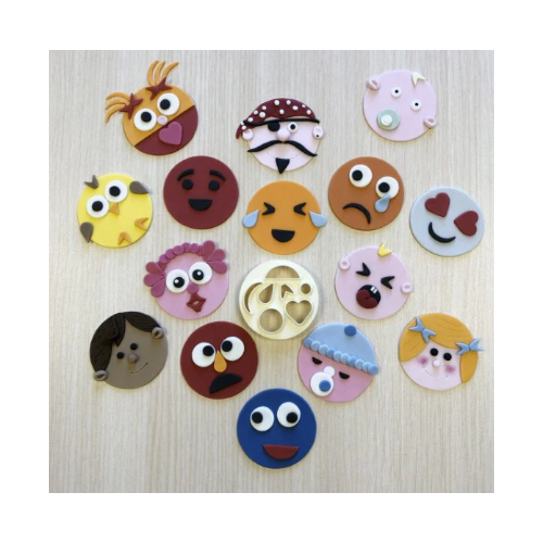 Fondant Biscuit Faces Decorating- School Holidays Decorating Class